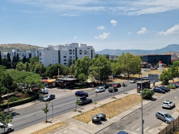 Dvosoban namješten stan u Zabjelu, Podgorica — fotografija 10