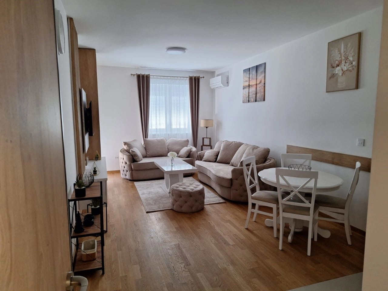 Jednosoban-stan-Stari-aerodrom-Podgorica-3 Izdavanje: Jednosoban stan 50 m² – Stari aerodrom, Podgorica — fotografija 4