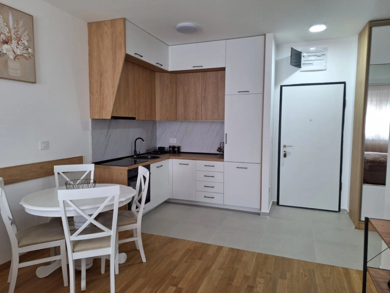 Jednosoban-stan-Stari-aerodrom-Podgorica-7 Izdavanje: Jednosoban stan 50 m² – Stari aerodrom, Podgorica — fotografija 8