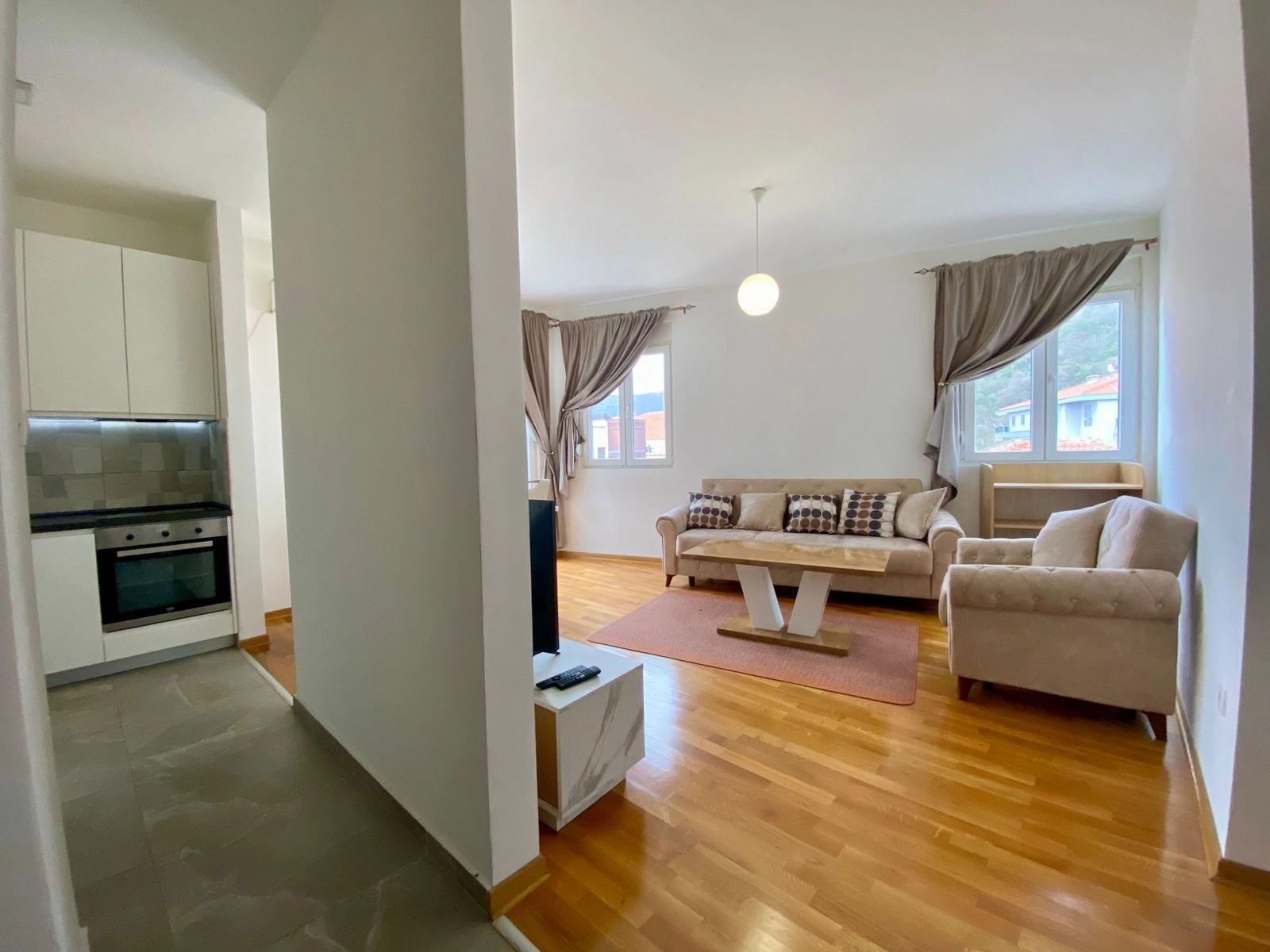 Dvosoban-stan-58-m²-u-Becicima-Budva-4 Dvosoban stan 58 m² u Bečićima, Budva — fotografija 5