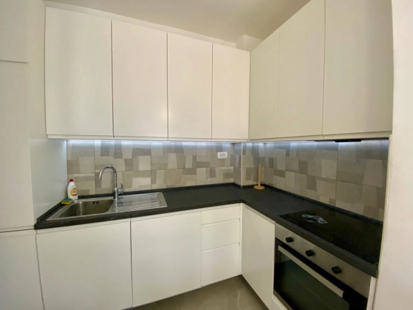Dvosoban stan 58 m² u Bečićima, Budva — fotografija 7