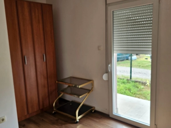 Dvosoban stan na Starom aerodromu, Podgorica — fotografija 8