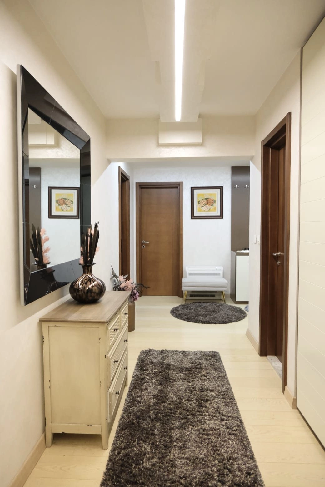 Cetvorosoban-stan-u-Krusevcu-Podgorica-2 Izdavanje: Četvorosoban stan 178 m² – Kruševac, Podgorica — fotografija 3