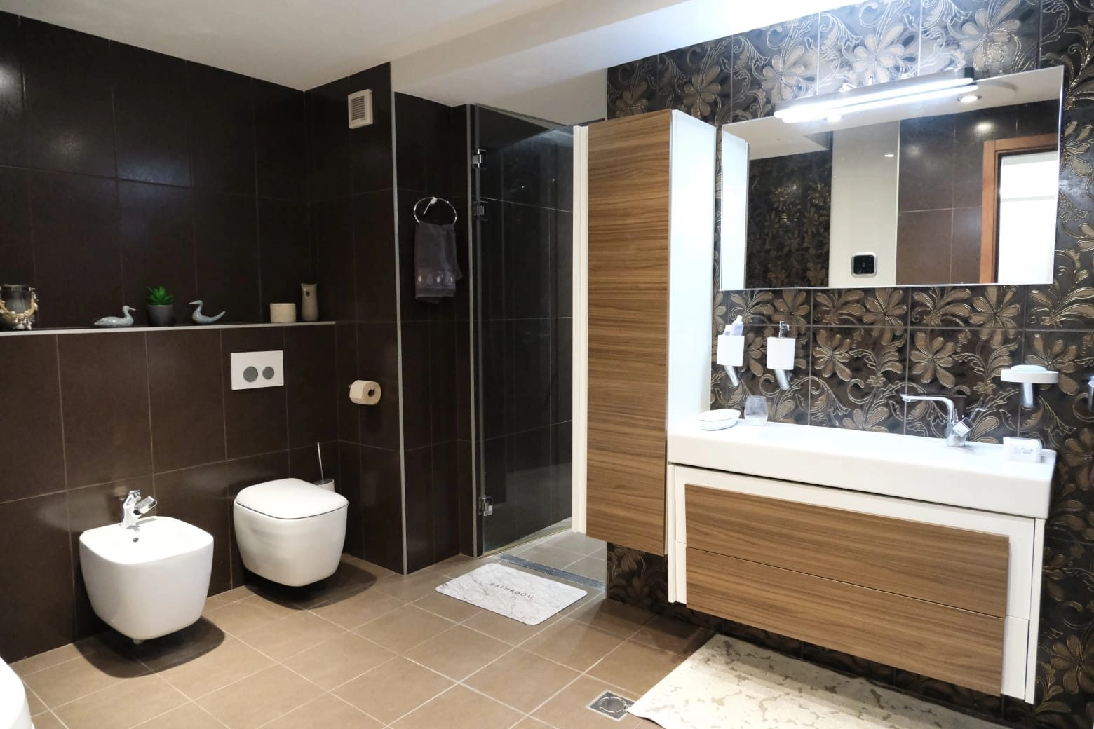 Cetvorosoban-stan-u-Krusevcu-Podgorica-13 Izdavanje: Četvorosoban stan 178 m² – Kruševac, Podgorica — fotografija 14
