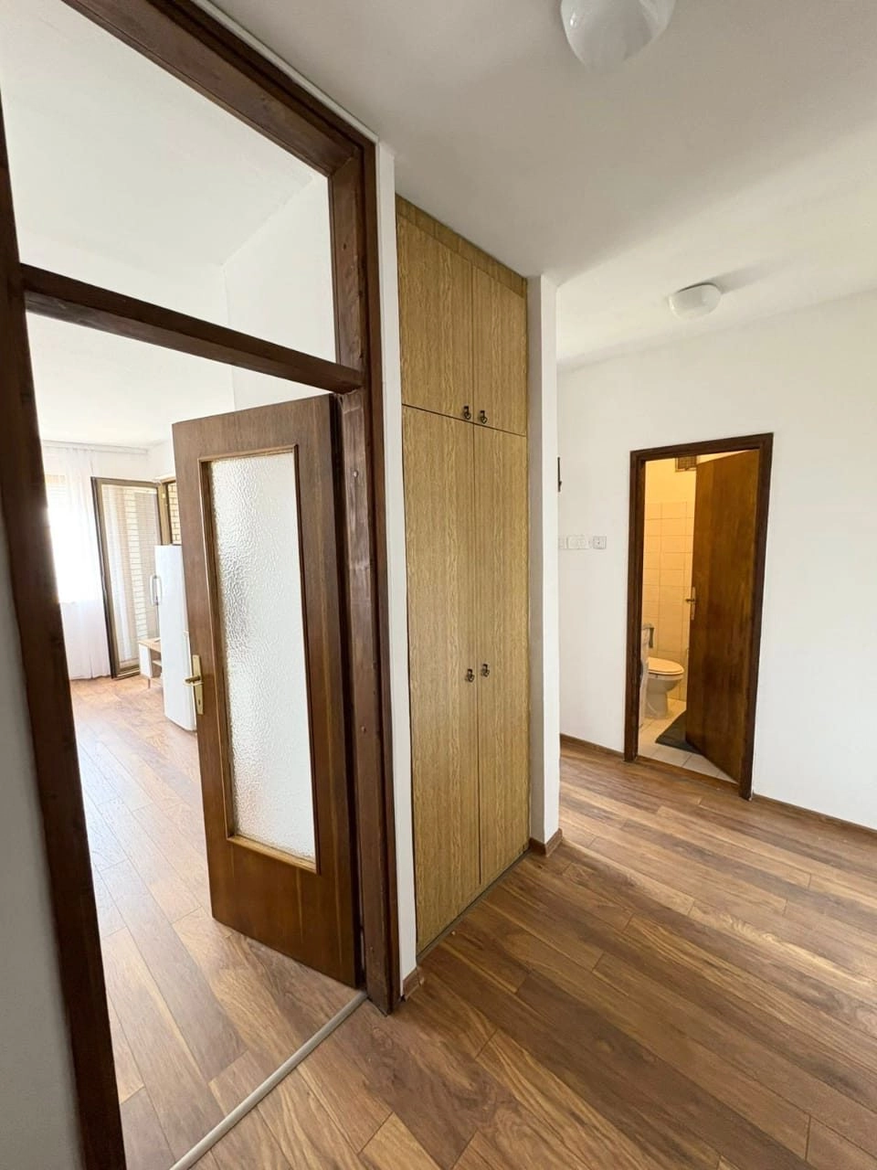 Jednosoban-stan-na-Starom-aerodromu-Podgorica-5 Izdavanje: Jednosoban stan 43 m² – Stari aerodrom, Podgorica — fotografija 6