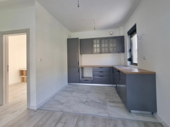 Trosoban stan 82 m² – Mažina, Tivat — fotografija 7