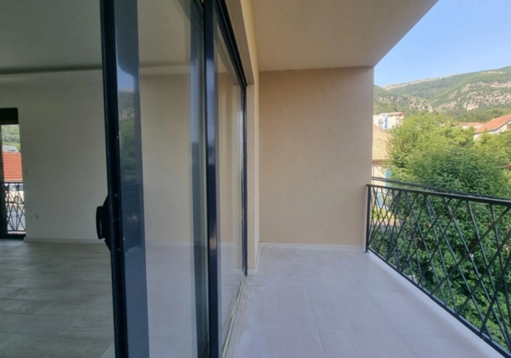 Trosoban stan 82 m² – Mažina, Tivat — fotografija 12
