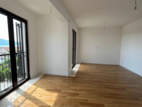 Dvosoban stan 77 m² – Mažina, Tivat — fotografija 5