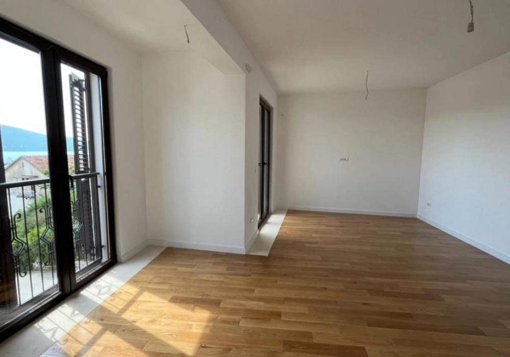 Dvosoban stan 77 m² – Mažina, Tivat — fotografija 5