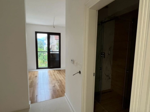 Dvosoban stan 77 m² – Mažina, Tivat — fotografija 12