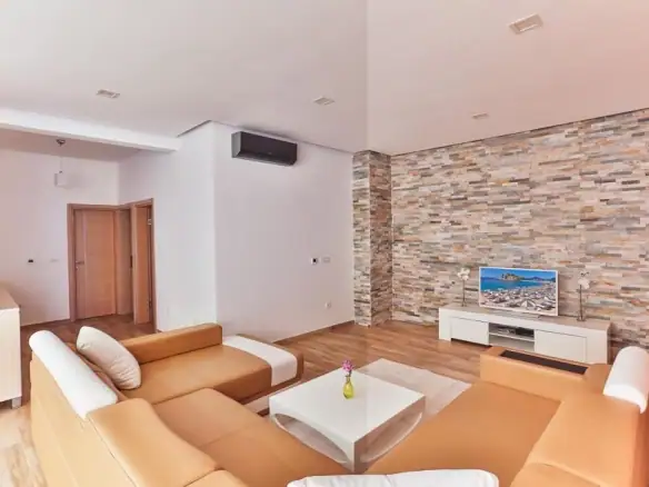 Dvosoban stan 104 m² – Dobra Voda, Bar — fotografija 6