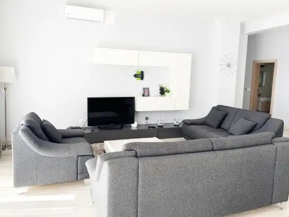 Dvosoban stan 104 m² – Dobra Voda, Bar — fotografija 13