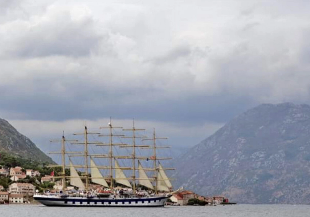 Trosoban-stan-u-Dobroti-Kotor-4 Trosoban stan 100 m² – Dobrota, Kotor — fotografija 5