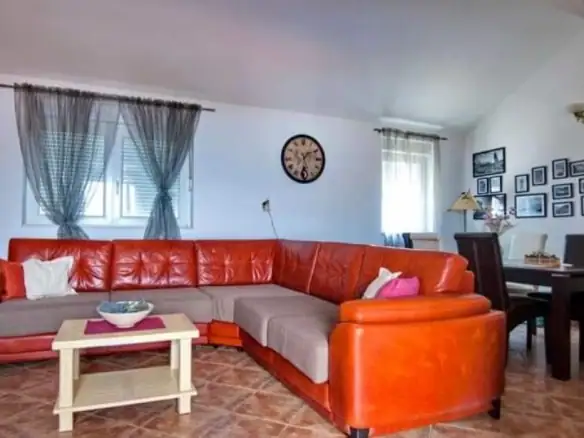Trosoban stan 100 m² – Dobrota, Kotor — fotografija 8