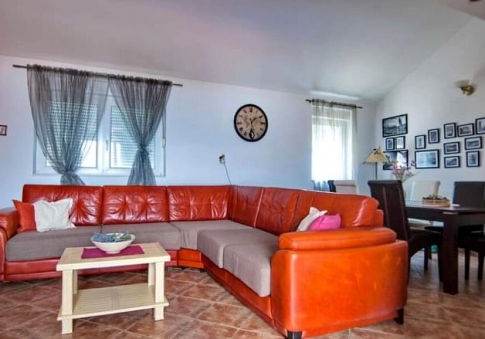 Trosoban-stan-u-Dobroti-Kotor-7 Trosoban stan 100 m² – Dobrota, Kotor — fotografija 8