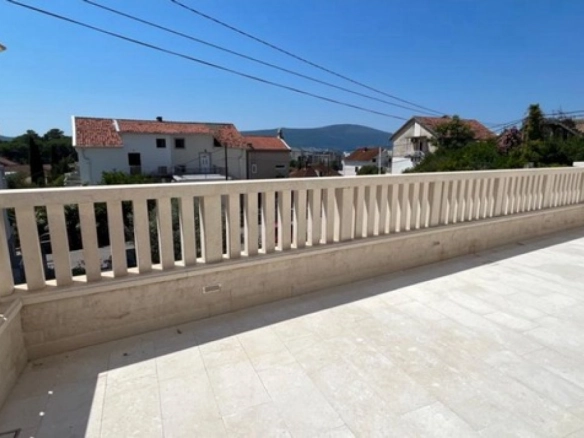 Jednosoban stan 115 m² – Mažina, Tivat — fotografija 10