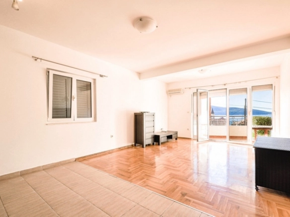 Dvosoban stan 80 m² – Mažina, Tivat — fotografija 10