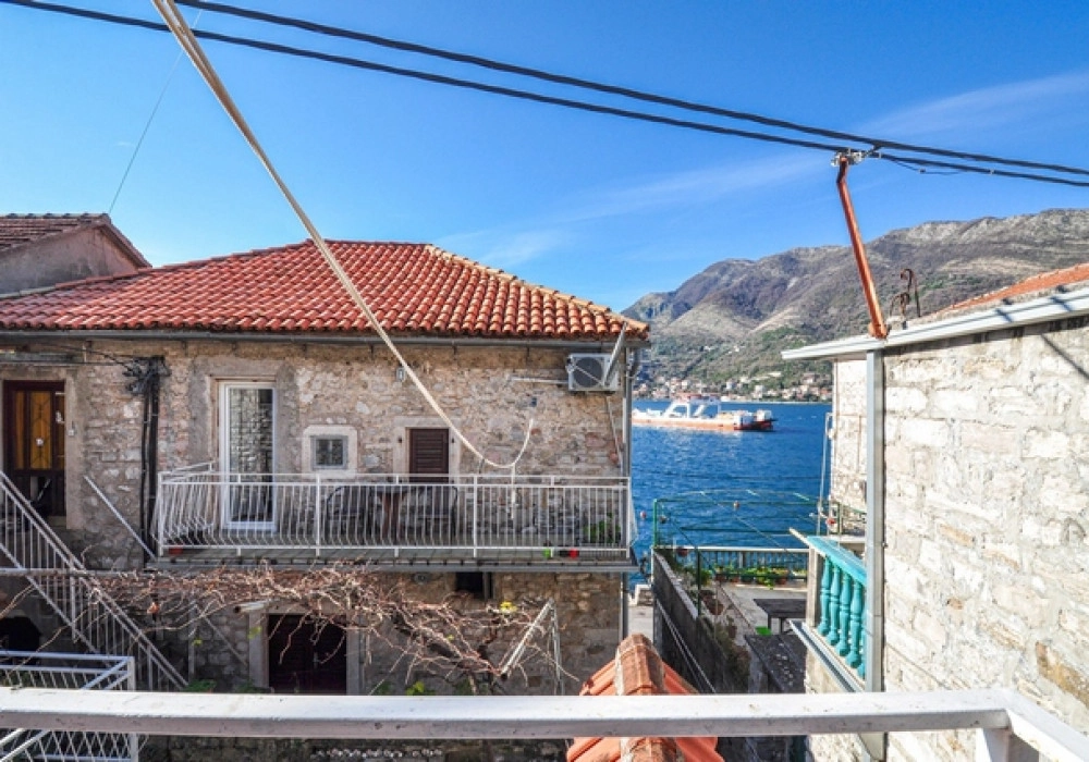 Kamena-kuca-u-Lepetanima-Tivat-2 Kuća – Lepetane, Tivat — fotografija 3