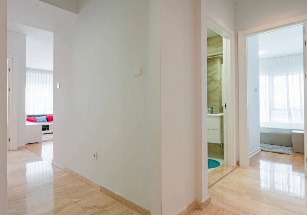 Trosoban-stan-sa-pogledom-na-more-Centar-Budva-10 Trosoban stan 89 m² – Centar, Budva — fotografija 11