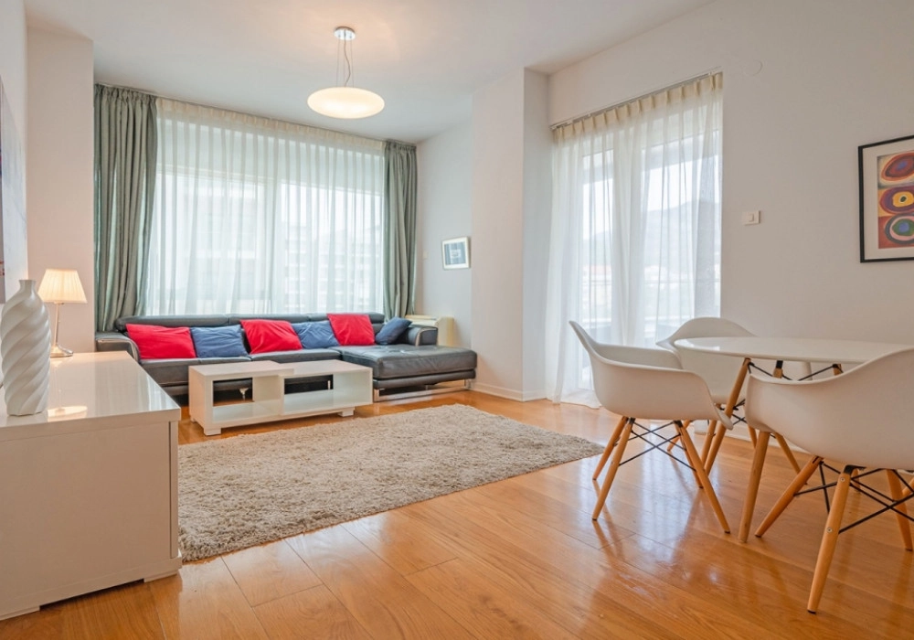 Trosoban-stan-sa-pogledom-na-more-Centar-Budva-11 Trosoban stan 89 m² – Centar, Budva — fotografija 12