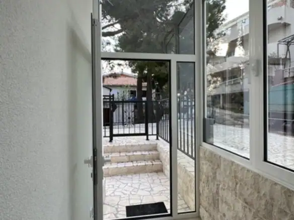 Kuća – Zeleni pojas, Bar — fotografija 13