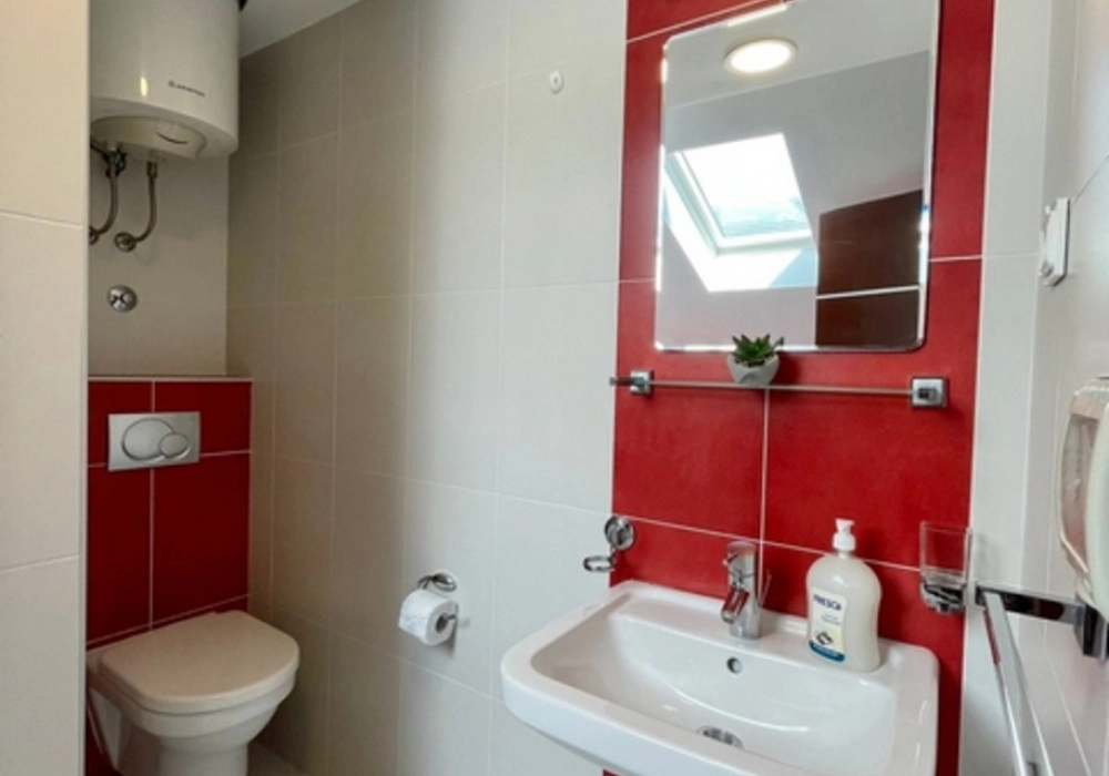 Trosoban-stan-179-m²-u-Budvi-5 Trosoban stan 179 m² – Dubovica, Budva — fotografija 6