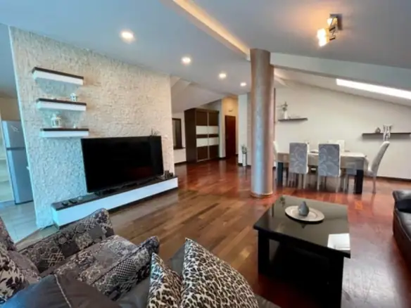 Trosoban stan 179 m² – Dubovica, Budva — fotografija 14