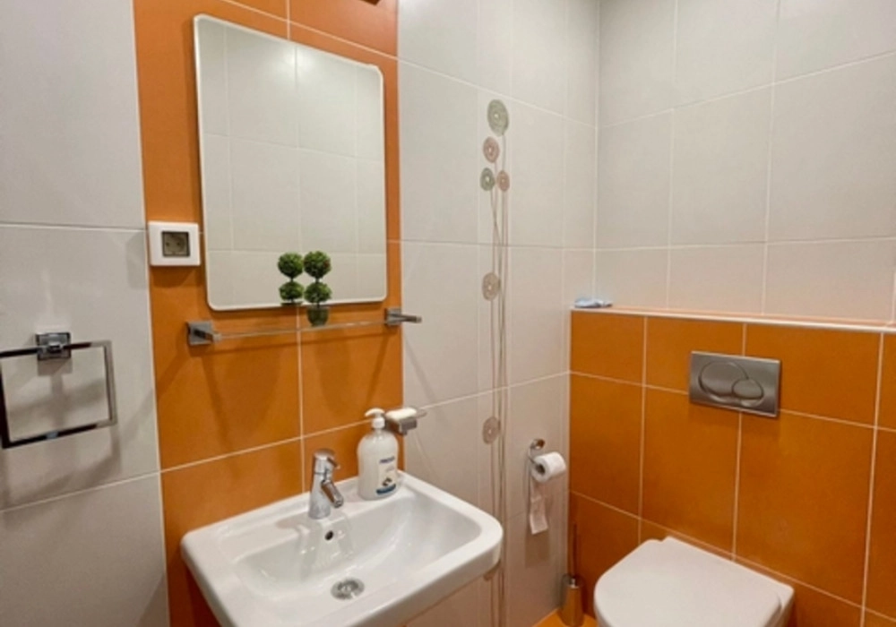 Trosoban-stan-179-m²-u-Budvi-14 Trosoban stan 179 m² – Dubovica, Budva — fotografija 15
