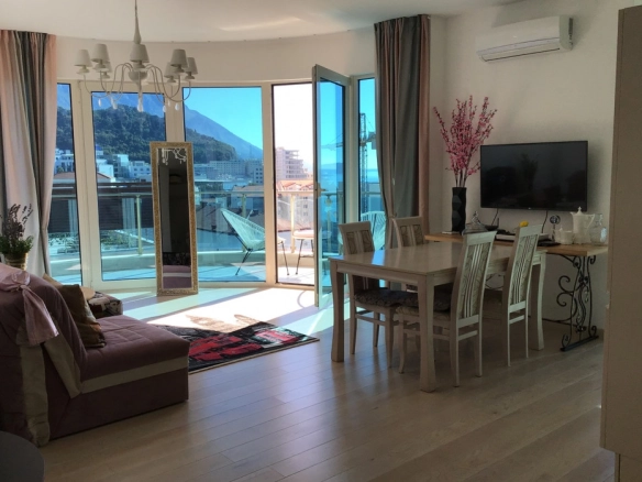 Dvosoban stan 84 m² – Rafailovići, Budva — fotografija 2