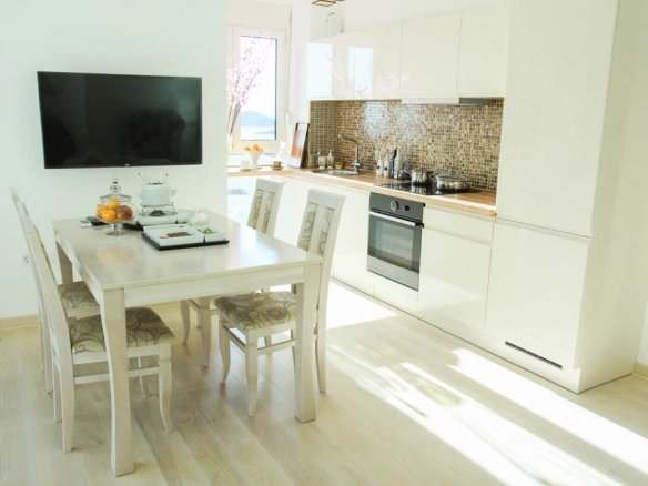 Dvosoban stan 84 m² – Rafailovići, Budva — fotografija 10