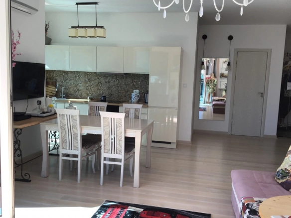 Dvosoban stan 84 m² – Rafailovići, Budva — fotografija 12
