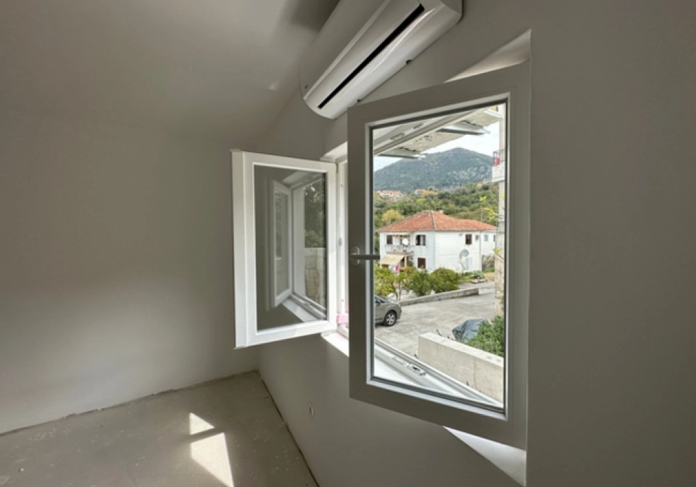Cetvorosoban-stan-u-Donjoj-Lastvi-Tivat-8 Četvorosoban stan 126 m² – Donja Lastva, Tivat — fotografija 9