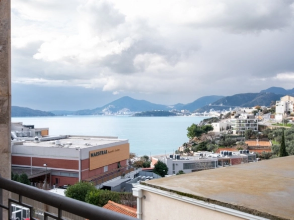 Dvosoban stan 96 m² – Pržno, Budva — fotografija 13