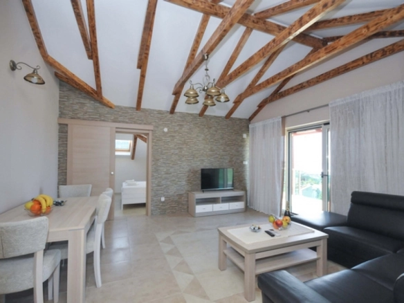 Četvorosoban stan 137 m² – Bečići, Budva — fotografija 2