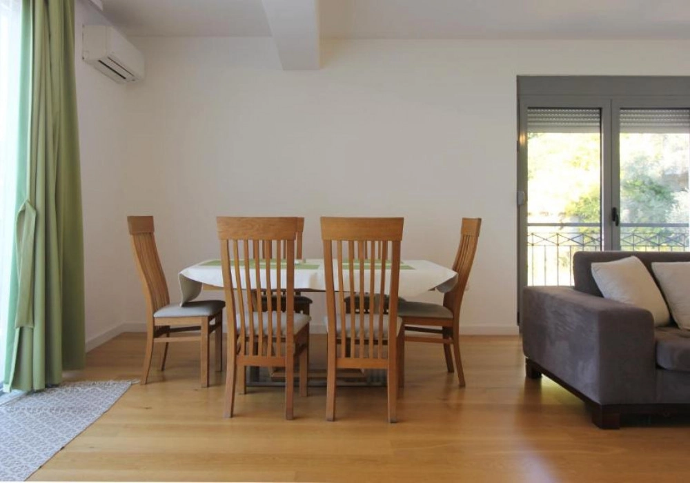 Dvosoban-stan-sa-pogledom-na-more-u-Prznu-Budva-2 Dvosoban stan 110 m² – Pržno, Budva — fotografija 3