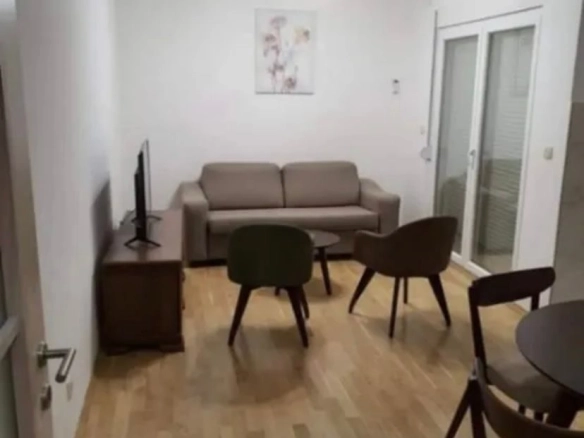 Jednosoban namješten stan