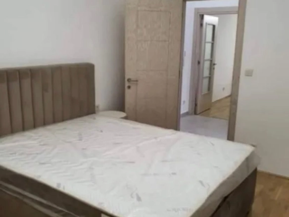Izdavanje: Jednosoban stan 44 m² – Blok 6, Podgorica — fotografija 2