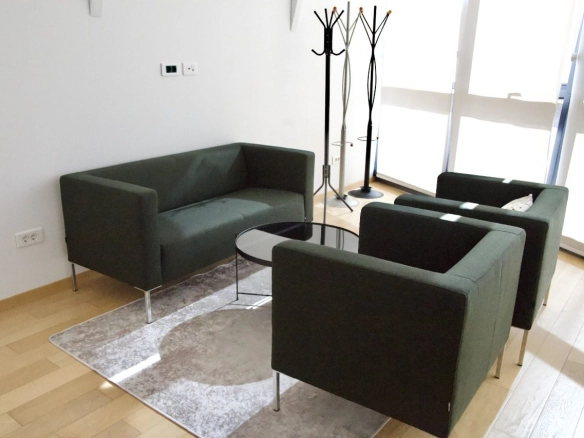Izdavanje: Poslovni prostor 191 m² – Kruševac, Podgorica — fotografija 4