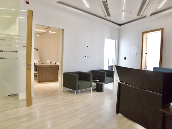Izdavanje: Poslovni prostor 191 m² – Kruševac, Podgorica — fotografija 6