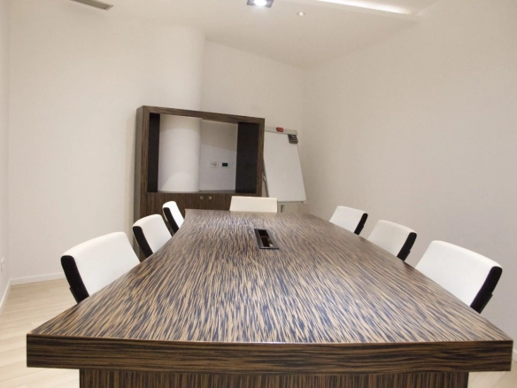 Izdavanje: Poslovni prostor 191 m² – Kruševac, Podgorica — fotografija 8