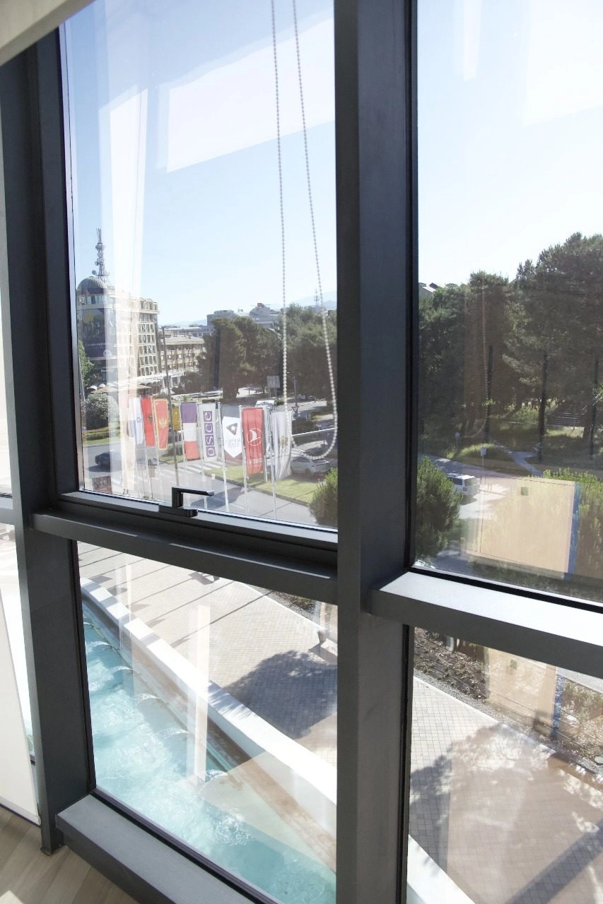 Namjesten-poslovni-prostor-u-Krusevcu-Podgorica-10 Izdavanje: Poslovni prostor 191 m² – Kruševac, Podgorica — fotografija 11