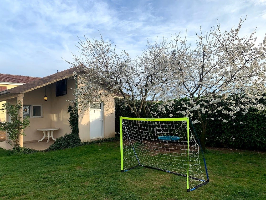 Kuca-za-izdavanje-u-Donjoj-Gorici-Podgorica-3 Izdavanje: Kuća 240 m² – Donja Gorica, Podgorica — fotografija 4