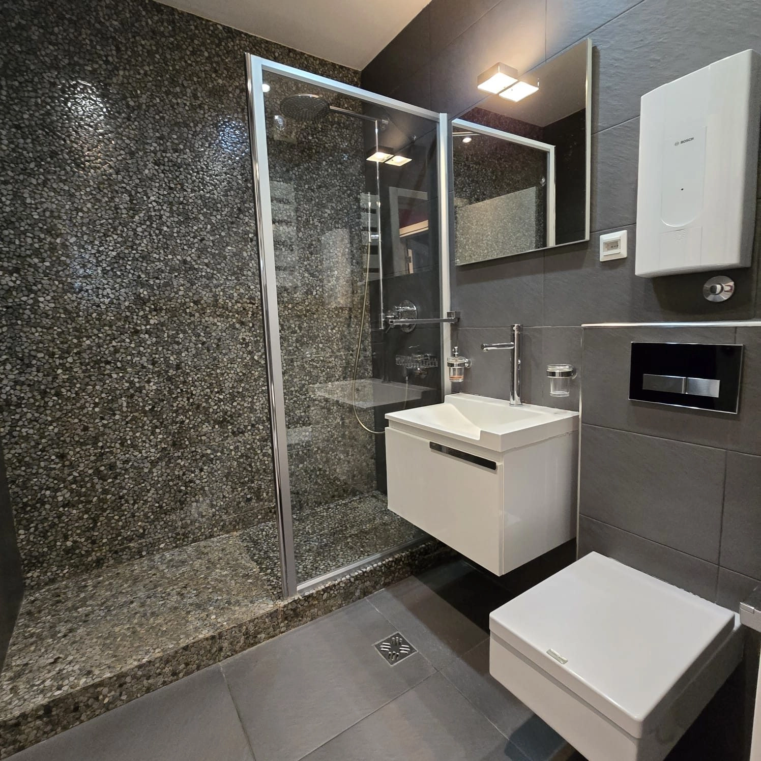 Trosoban-stan-140-m²-Preko-Morace-Podgorica-5 Trosoban stan 140 m² – Preko Morače, Podgorica — fotografija 13