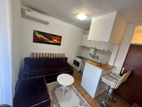 Izdavanje: Jednosoban stan 35 m² – Stari aerodrom, Podgorica — fotografija 6