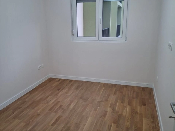 Izdavanje: Jednosoban stan 40 m² – Pobrežje, Podgorica — fotografija 5