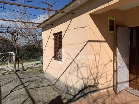 Kuća sa pogledom na planine, Dobra Voda, Bar — fotografija 8