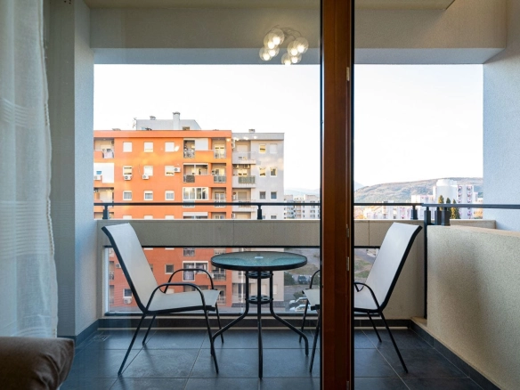 Izdavanje: Dvosoban stan 70 m² – Master kvart, Podgorica — fotografija 5