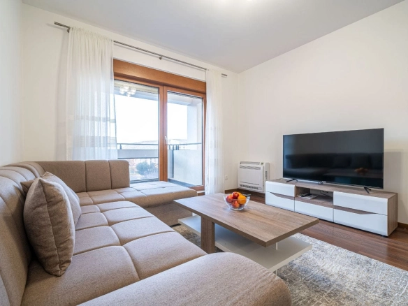 Izdavanje: Dvosoban stan 70 m² – Master kvart, Podgorica — fotografija 9
