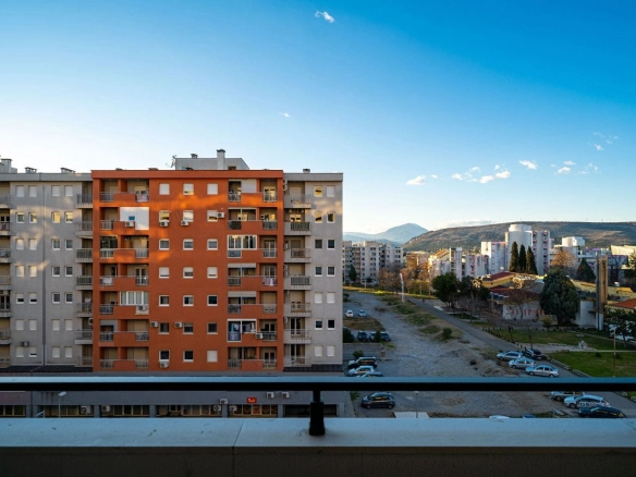 Izdavanje: Dvosoban stan 70 m² – Master kvart, Podgorica — fotografija 14