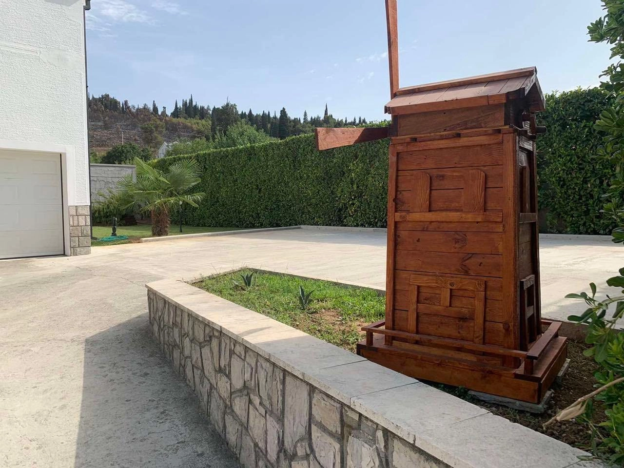 Kuca-za-izdavanje-u-Zagoricu-Podgorica-14 Izdavanje: Kuća 250 m² – Zagorič, Podgorica — fotografija 15